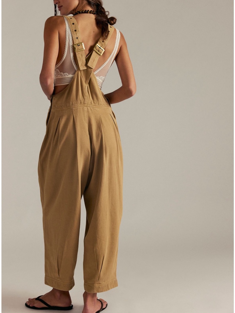 FREE PEOPLE FELIX TAPERED OVERALLS🌾👩🏻🌾*FLAWS - Picture 2 of 9